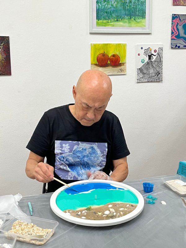 14" Resin Wall Clock Making - Image 6